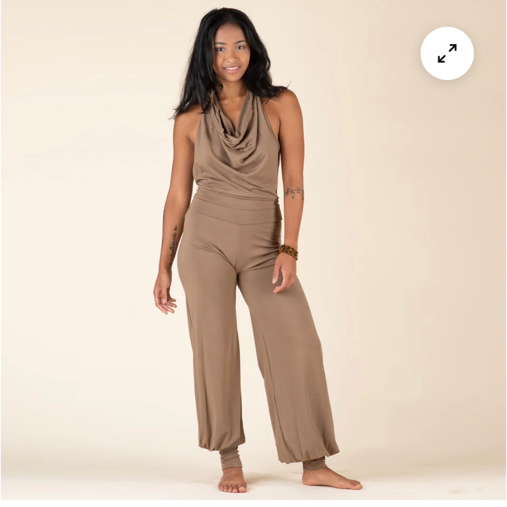 NWT Aria Jumpsuit in Pink One Size light brown/cream